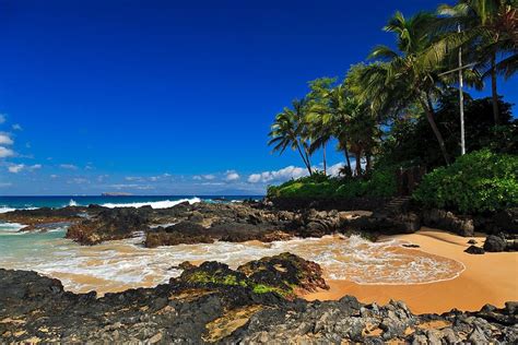 Makena Cove Secret Beach Maui Hawaii By Nature Photographer Maui
