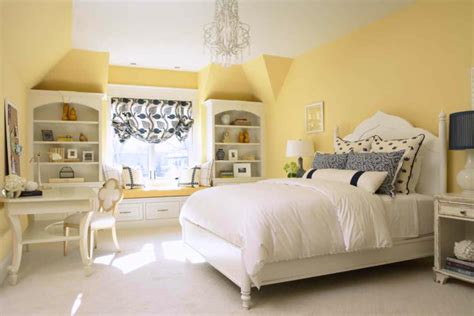 20 Beautiful Yellow Bedroom Ideas