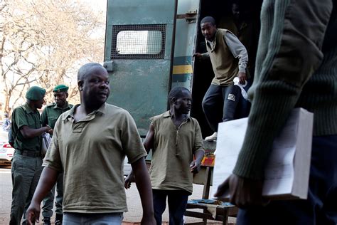 Enlèvements Torture Arrestations Répression Par Anticipation Au Zimbabwe