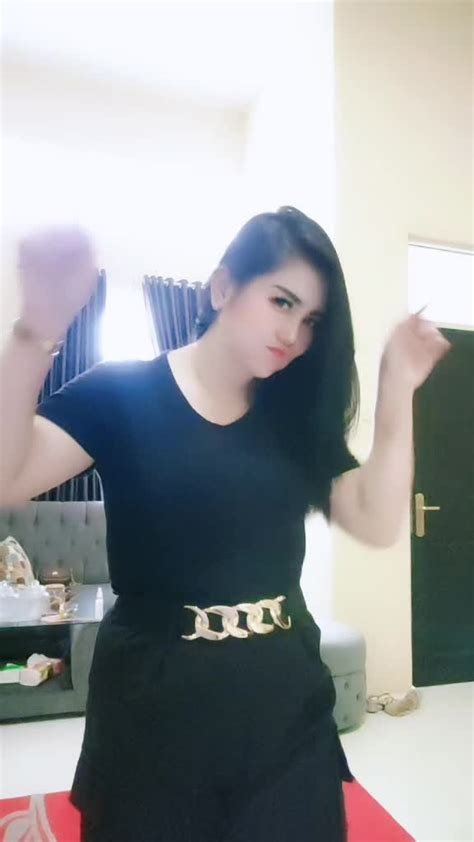 Goyang Ebot Tante Tiktok Viral Pemersatu Bangsa Bigo Live Hot By