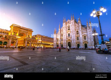 Duomo Milano Hi Res Stock Photography And Images Alamy
