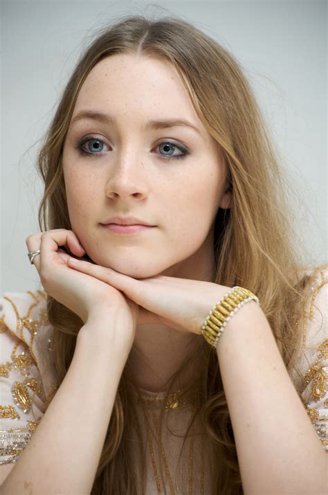 Saoirse Ronan Actress Profile And New Images Pictures Hollywood