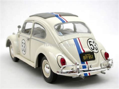 2005 Volkswagen Herbie Fully Loaded Disney 53 Diecast Model Car 118