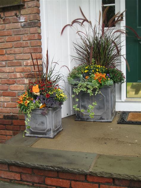 Love These Beautiful Fall Planters Container Gardening Garden Love