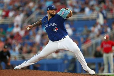 Jays Alek Manoah Aims For Better Outing Vs Royals