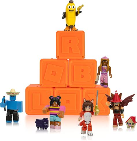 Roblox ROG0217 Celebrity Collection Series 8 Mystery Figure 6 Pack