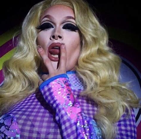 Baby Queen Rupaul Drag Race Drag Queens Illuminati Pearls Alaska