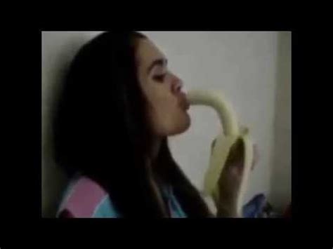 Des Filles Des Bananes Des Gorges Profondes Vid O You Tube Youtube