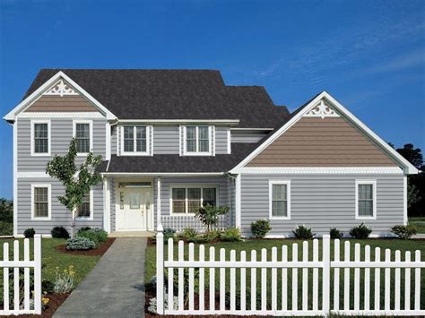 Sterling grey it is with every option available. Certainteed sterling grey siding | Vinyl siding house ...