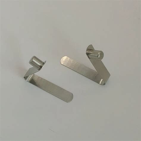 High Quality Stainless Steel Single Solid Rivet Button Flat V Shape