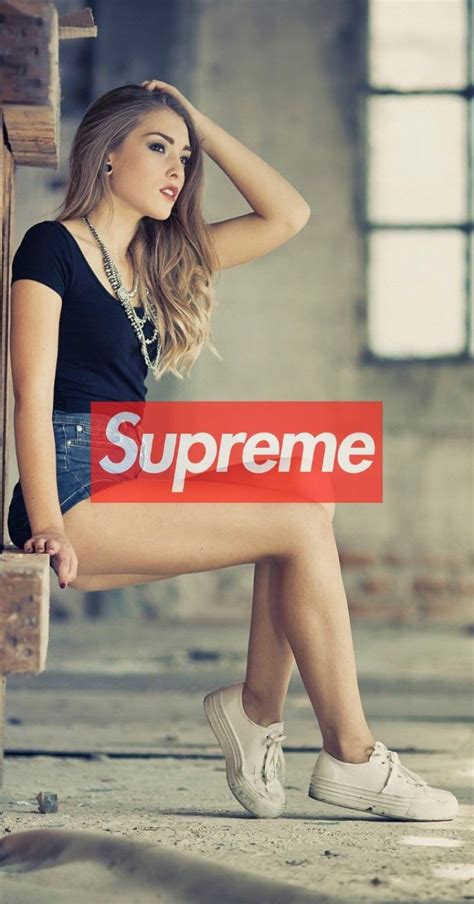 Supreme For Girls Wallpapers Wallpaper Cave