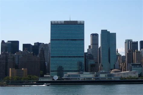 United Nations Headquarters in New York - Data, Photos & Plans