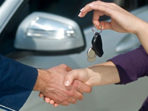 The Best Age For A Used Car? | Used Car FAQS | Lookers