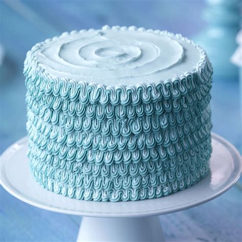 Learn To Decorate A Cake With A Wilton Method Class