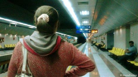 آزادی یواشکی زنان در مترو مجله شادابتور