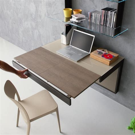 L'illuminazione a led per quadri ribba infatti potrebbe permettervi di continuare comodamente a leggere senza infastidire troppo il vostro lui o la. Libreria con scrivania a scomparsa ikea | Scrivania a ...