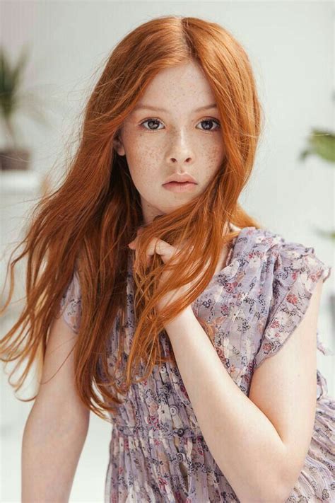 Pin By Daniyal Aizaz On Redheads Gingers In 2020 Long Red Hair Red
