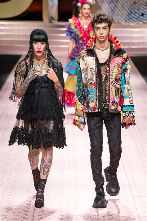 Dolce And Gabbana Spring 2019 Ready To Wear Fashion Show Collection See