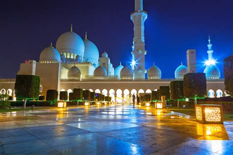 Top 10 Abu Dhabi Tourist Attractions
