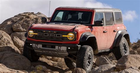 2022 Ford Bronco Raptor Is The Most Ridiculous Factory 4x4 Youve Ever Seen