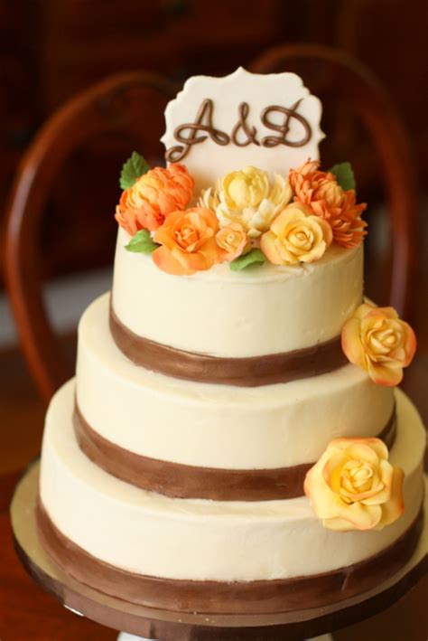 Rustic Fall Themed Wedding Cake Everything On The Cake Is Edible Flowers Are Made From Gumpaste
