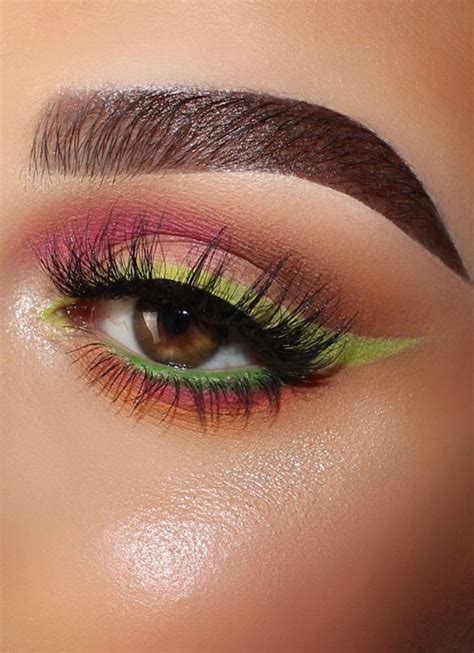 Gorgeous Makeup Trends To Be Wearing In 2021 Green Neon And Pink