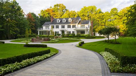 Long Driveway Designs Driveway Improvement Ideas Top Tips For Your