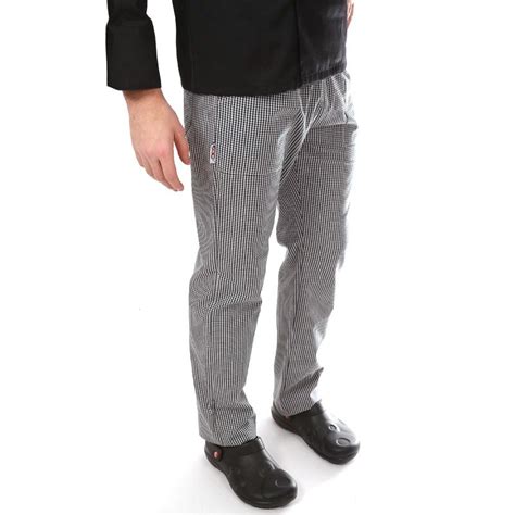 Le platique détruit notre vie marine comme jamais auparavant. pantalon de cuisine carreaux noirs