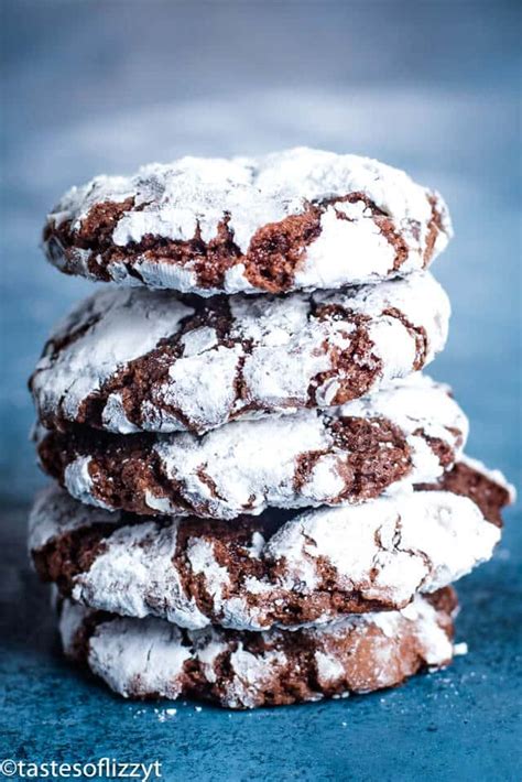 Chocolate Crinkle Cookies Christmas Cookie Recipe Wpowdered Sugar