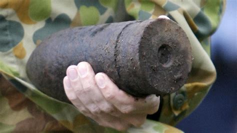 World War Ii Artillery Shell Found In Galston Gorge