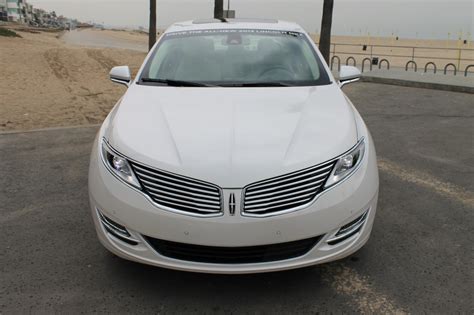 Road Test 2013 Lincoln Mkz Hybrid The Great White Hope
