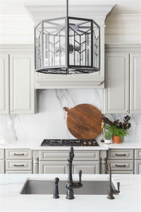 Whether your style is traditional, country, rustic or contemporary, our favorite kitchen wall colors will help you create a palette that fits your design goals. Sherwin Williams Dorian Gray SW 7017 - My Favorite Paint Colors | Painted kitchen cabinets ...