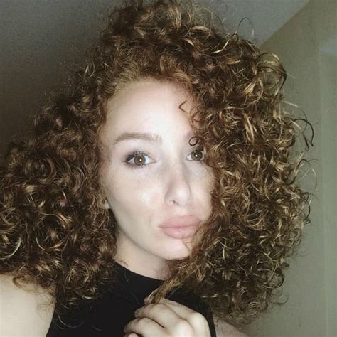 18 Photos Of Type 3a Curly Hair