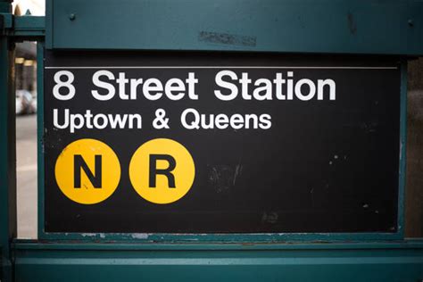 1300 Nyc Subway Sign Stock Photos Pictures And Royalty Free Images