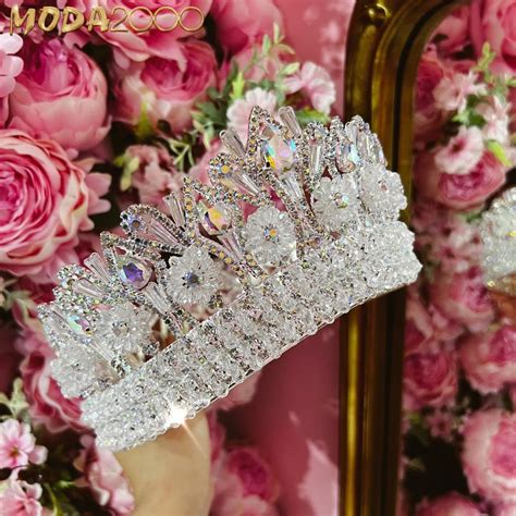 Pretty Tall Round Quince Crown With Holographic Diamonds Pink Quince