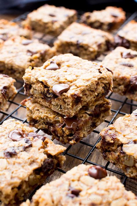 These oatmeal bars last for about a week when stored in an airtight container. Gluten Free Banana Chocolate Chip Oatmeal Breakfast Bars ...
