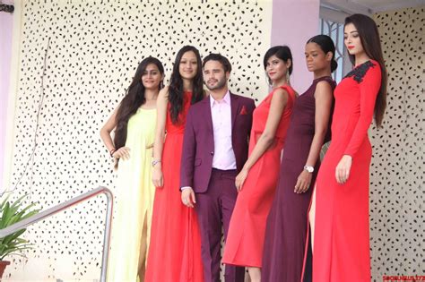 New Delhi 2017 Calendar Models Social News Xyz