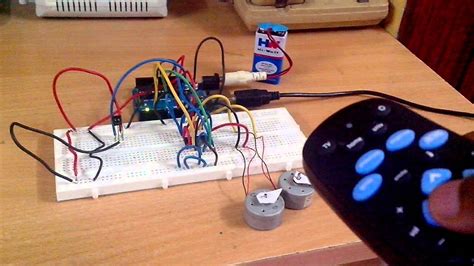 Motors Controlled Using Ir Remote And L293d Ic With Arduino Youtube