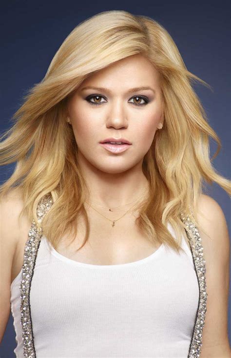 The talk show host and former american idol winner just dropped $5.445 million on a beautiful. Kelly Clarkson | Music Hub | FANDOM powered by Wikia