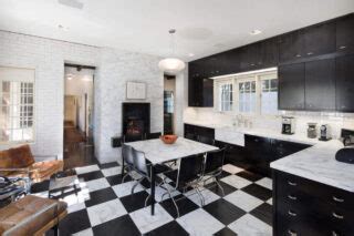 55 Black and White Dining Room Decor Ideas (Photos)