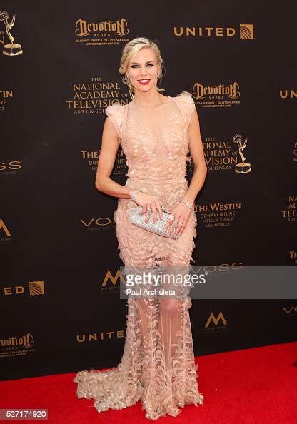 Actress Brooke Burns Attends The 2016 Daytime Emmy Awards At The