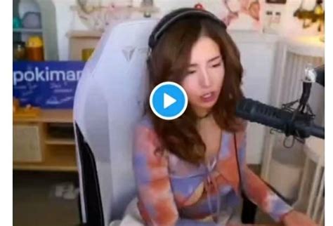 Pokimane Open Shirt Video Pokimane Panics After Accidental Wardrobe Malfunction On Twitch Stream
