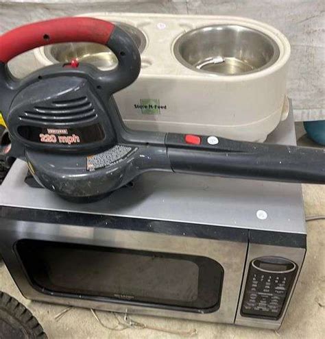 Microwave Dog Bowl And Blower Metzger Property Services Llc