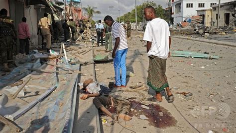 ソマリア首都で過激派がホテル襲撃、12人死亡 写真9枚 国際ニュース：afpbb news