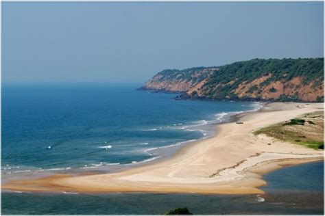 8 Beaches In Maharashtra For A Romantic Monsoon Getaway