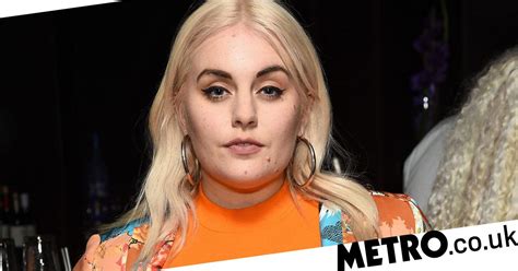 plus size model felicity hayward encourages women to talk openly about good sex metro news