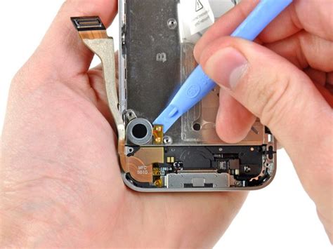 No, me neither, but don't despair. how to open sim card slot on iphone 7