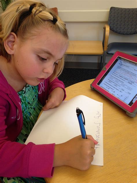 Therapist Introduces Ipads As Educational Tool For Children With