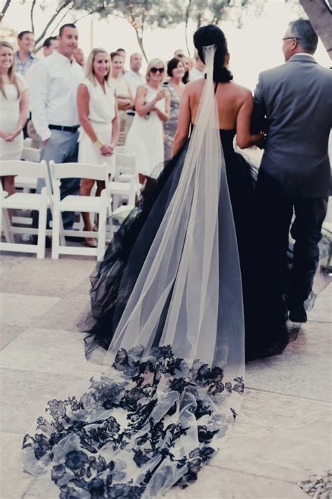 Color Inspiration Modern Black On White Wedding Ideas Modwedding