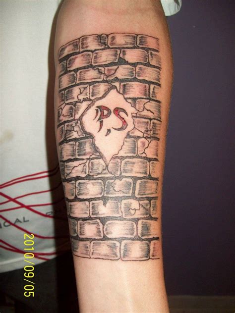 80 line tattoos to wear symbolically. Brick Box Image Wall Tattoo Designs | Tattoos for guys ...